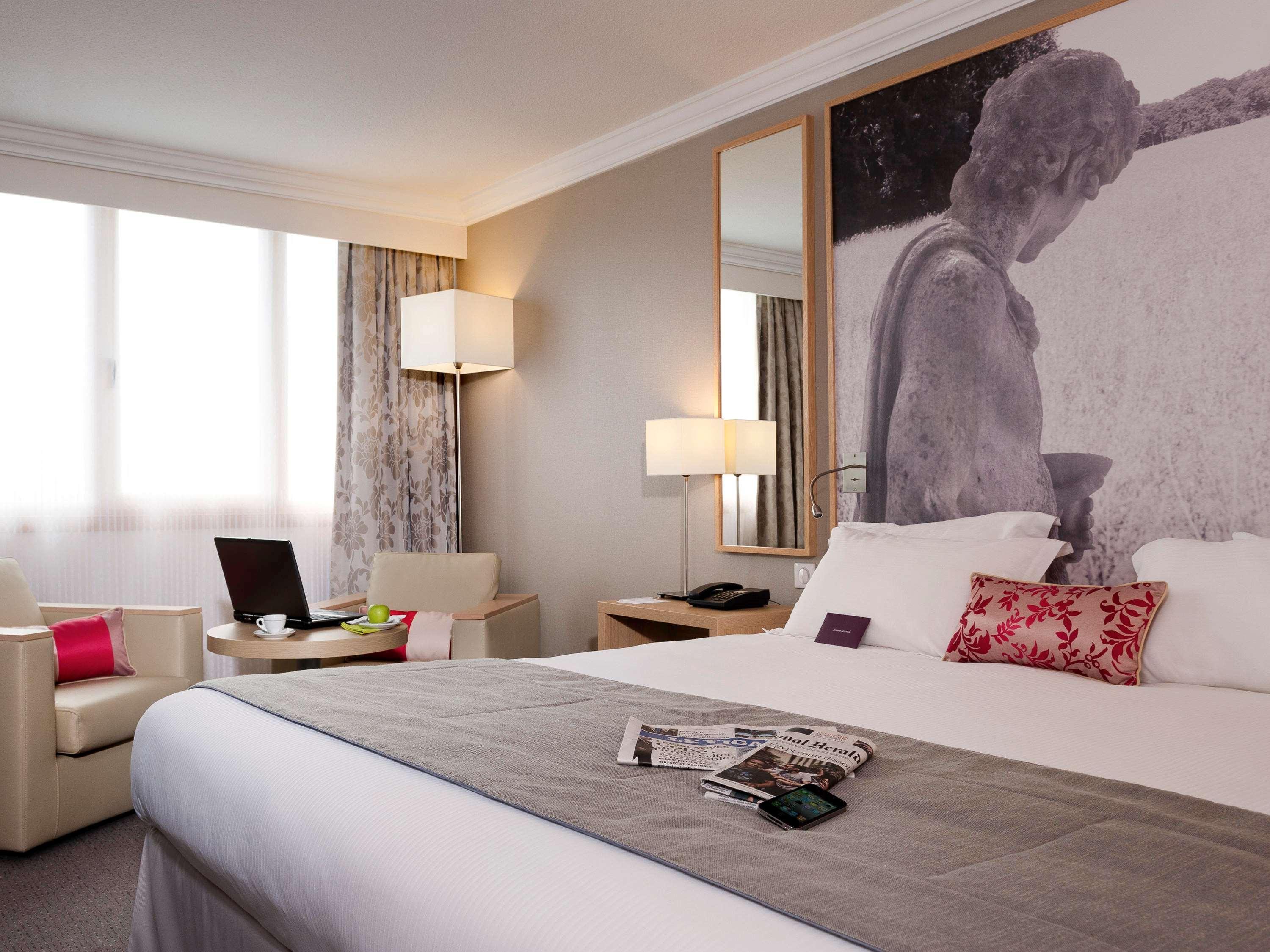 Mercure Paris Velizy Exterior photo