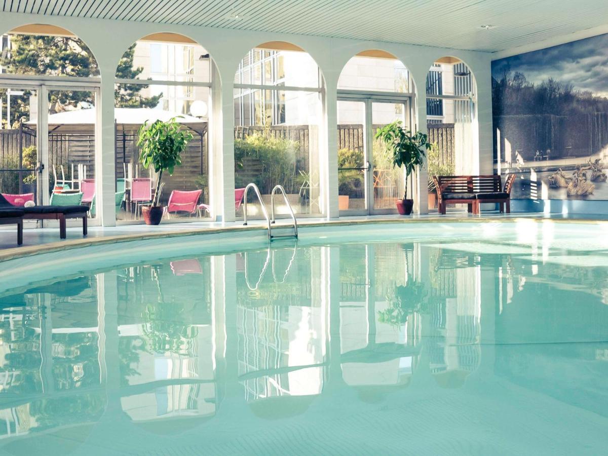 Mercure Paris Velizy Exterior photo